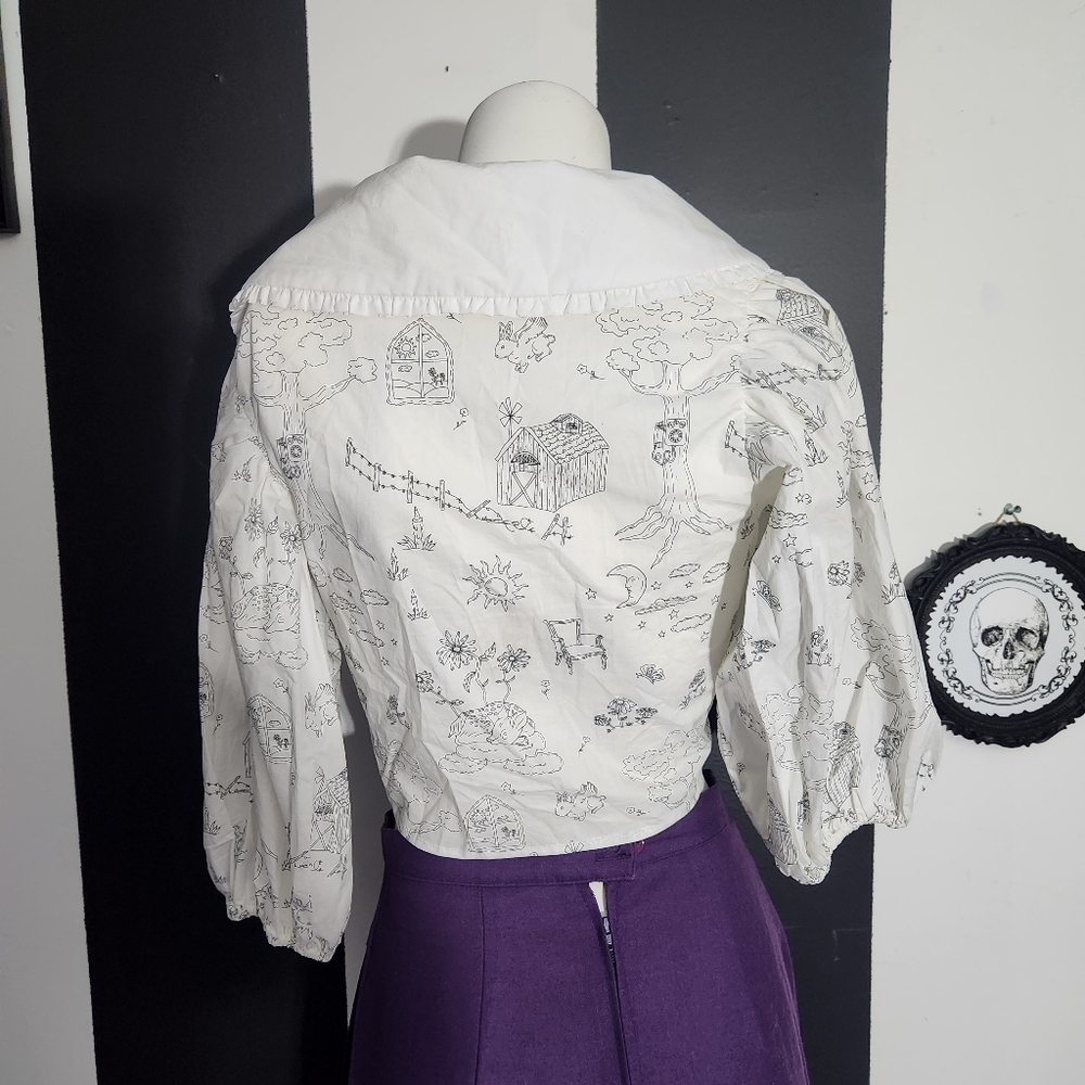 White Printed Cropped Blouse with Wide Collar - Women Tops - Picture 4 of 7